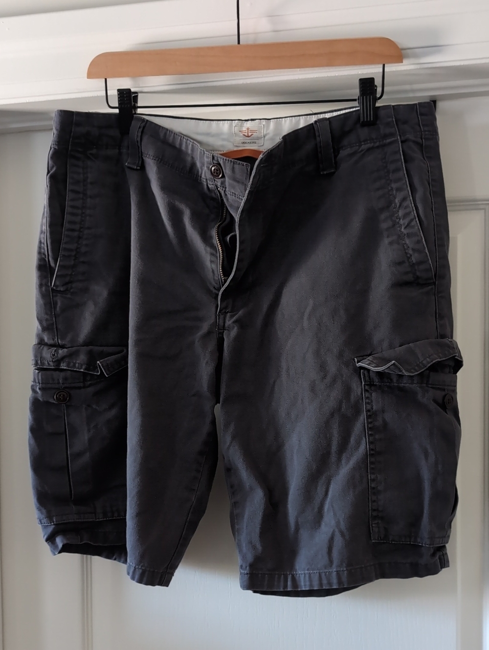 Dockers Men's Cargo Shorts — Charcoal Gray 34